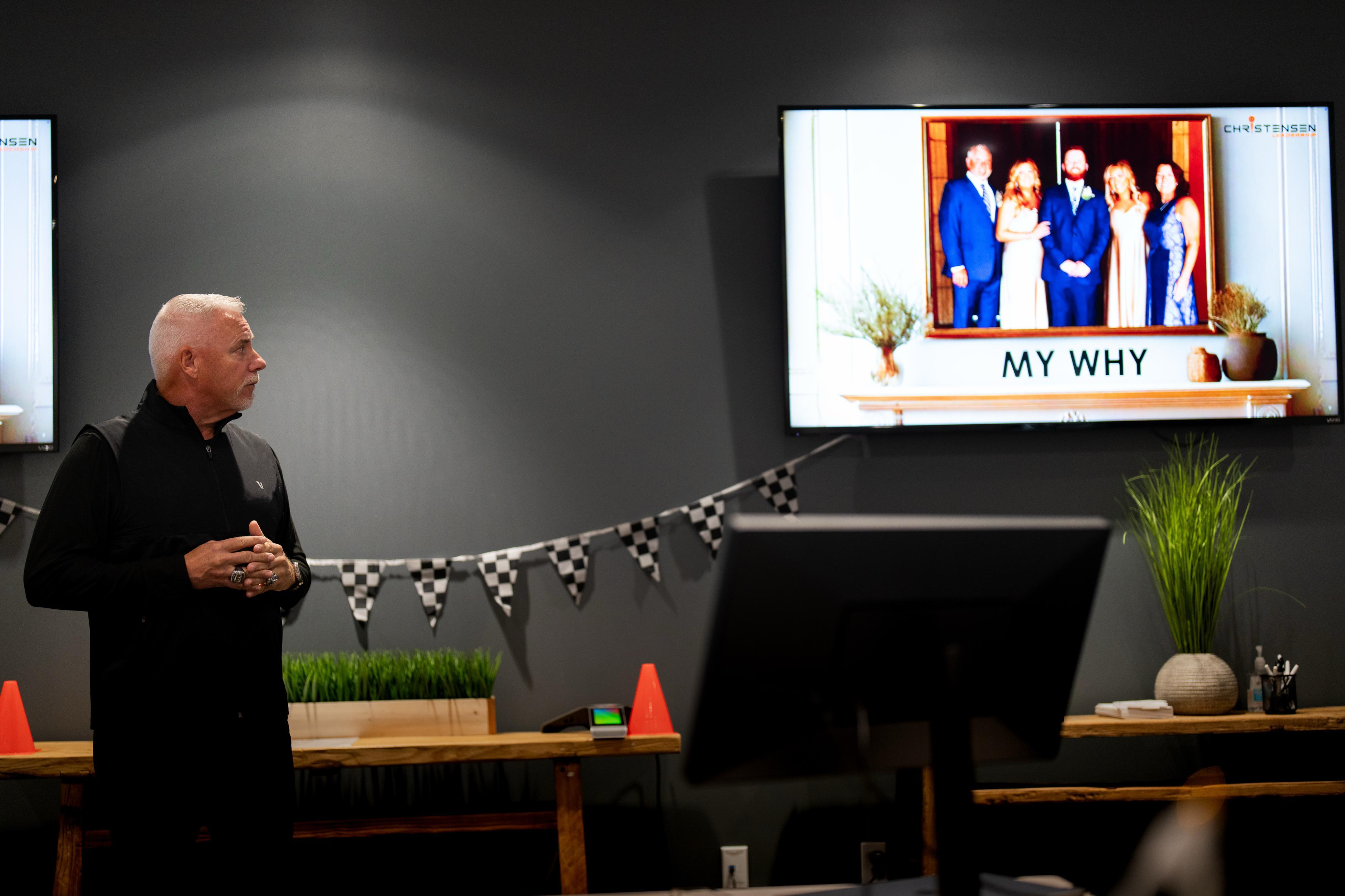 Dave Christensen leadership keynote speaker at corporate conference event 21